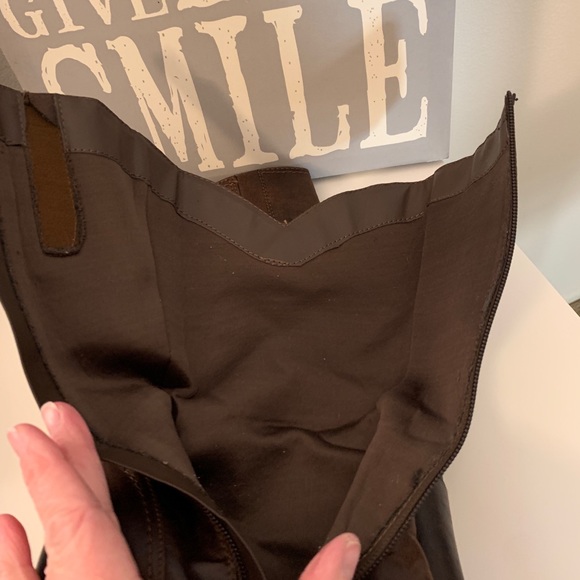 👢 CUTE BOOTS 👢 - Picture 9 of 10